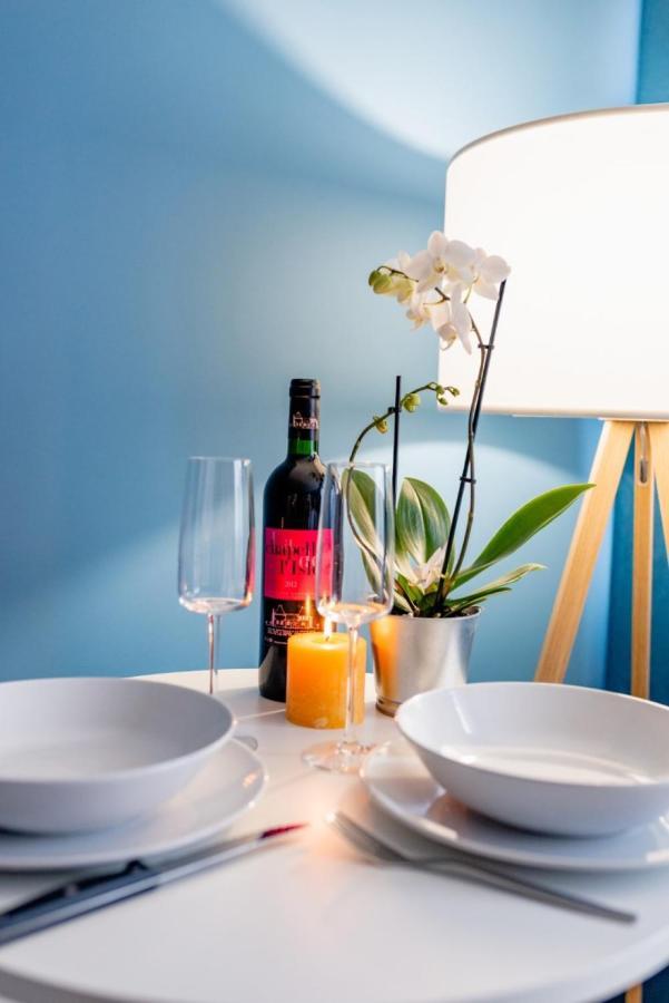 Color & Cosy Dardilly Apartment Exterior photo